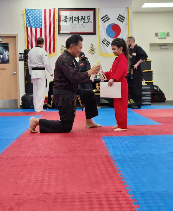 Q's Taekwondo Picture 6