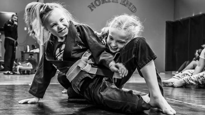 Big Mike's Brazilian Jiu-Jitsu Picture 6