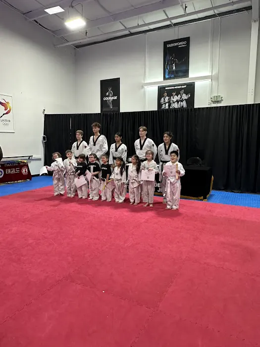 Master Ji's Taekwondo Picture 4