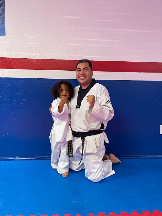 Intense Taekwondo Picture 4