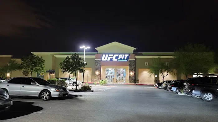 UFC FIT Centennial Picture 5