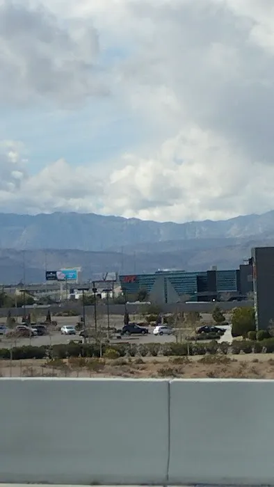 UFC FIT Centennial Picture 8