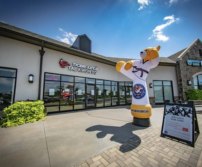 Tiger Jung's Taekwondo Picture 7