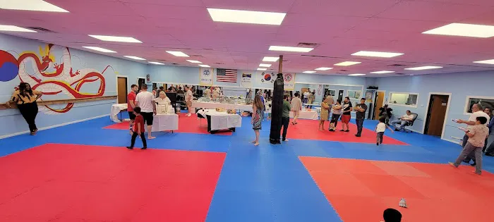 Grandmaster Sean Kim's Taekwondo Picture 5