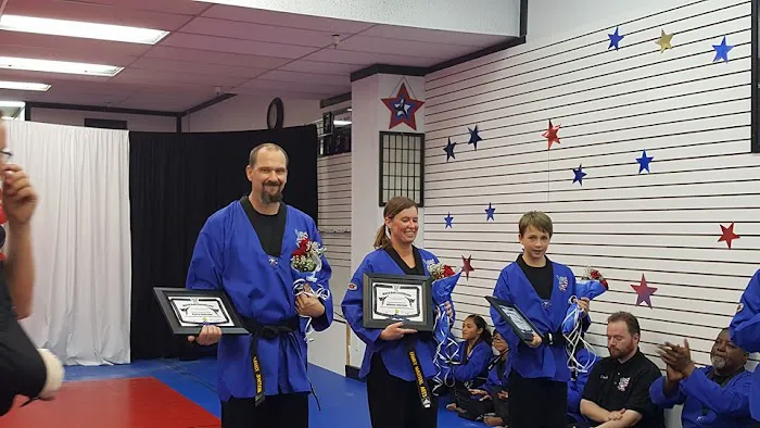 Family Martial Arts Picture 4