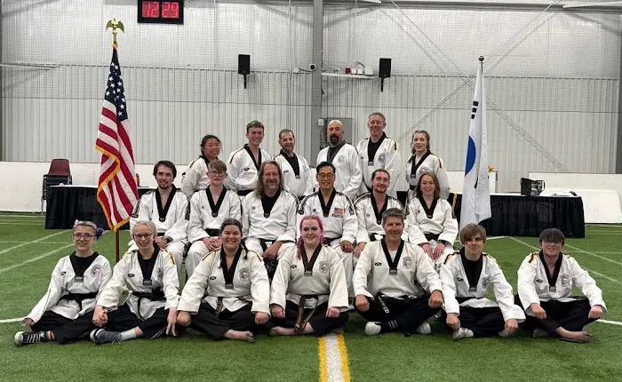 Han Lee's Taekwondo Academy Picture 7