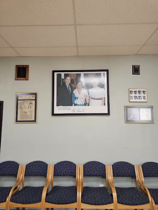 Han Lee's Taekwondo Academy Picture 8