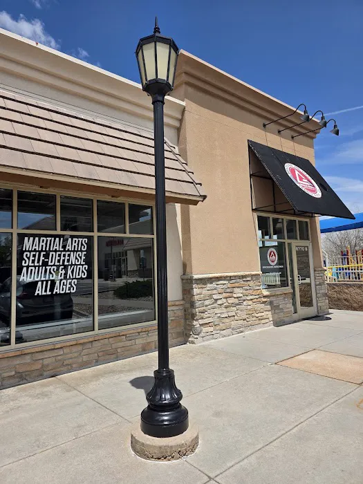 Gracie Barra Saddle Rock Jiu-Jitsu Picture 2