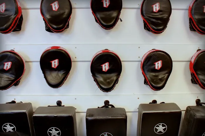 Z-Ultimate Self Defense Studios Picture 6