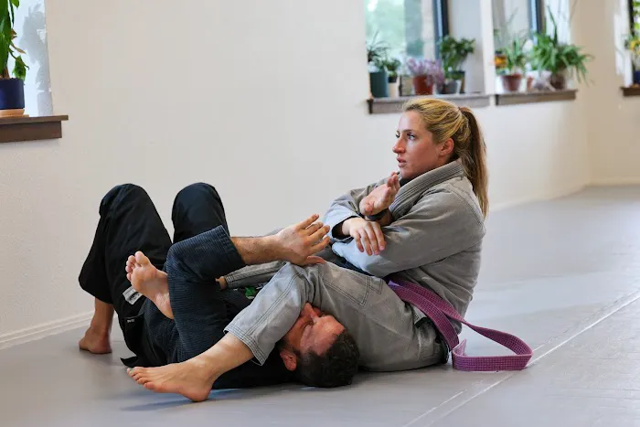 Golden Jiu Jitsu Picture 4