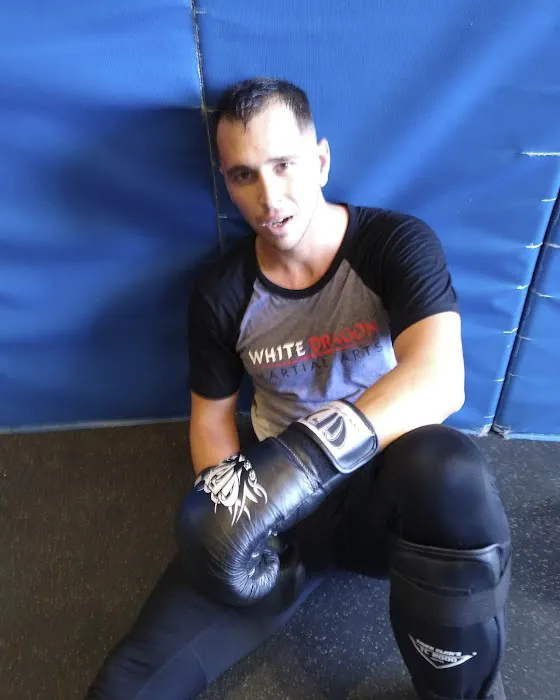 Pai Lum White Dragon Martial Arts Picture 10