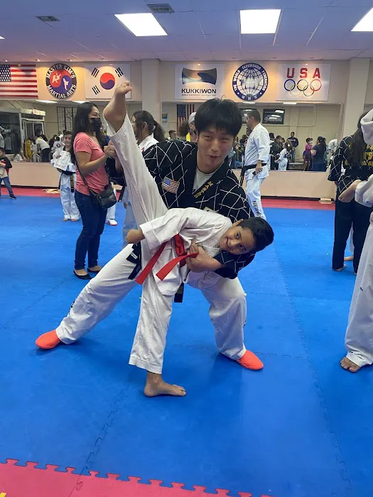 Master Kim's Taekwondo & Hapkido Miami Picture 4