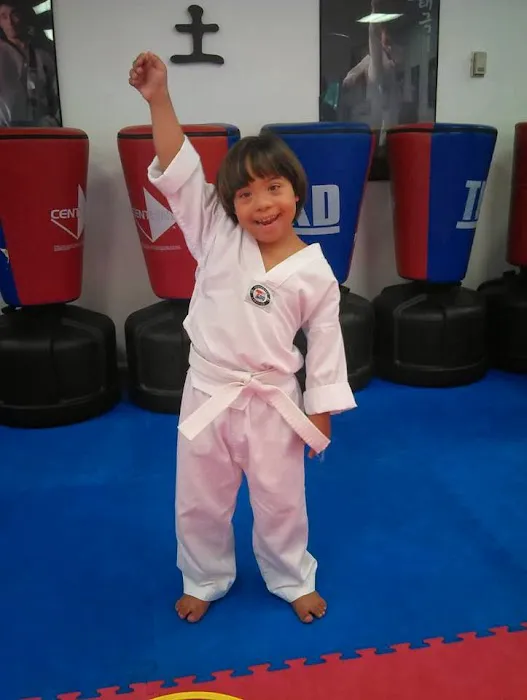 TAEKWONDO1DREAMFOUNDATION Picture 4