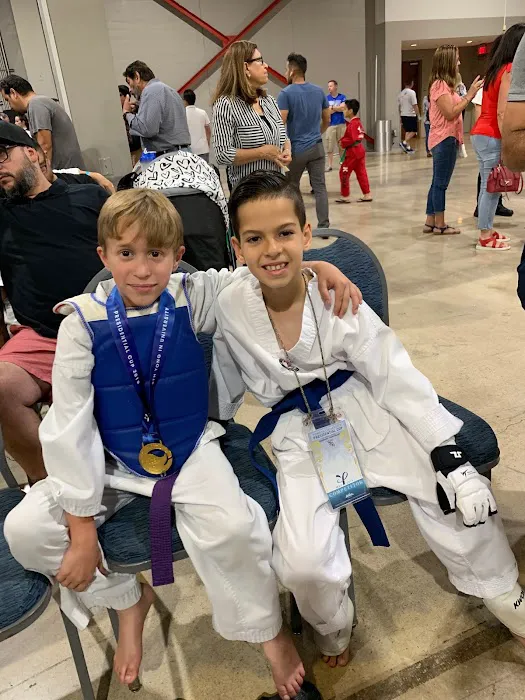 Li'l Abner Foundation Picture 1