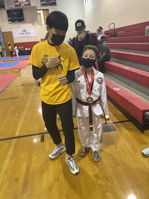 Tiger Cho's World Class Taekwondo Picture 2