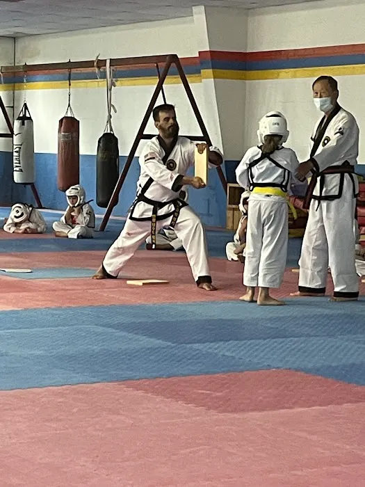 Pak's Karate Picture 3