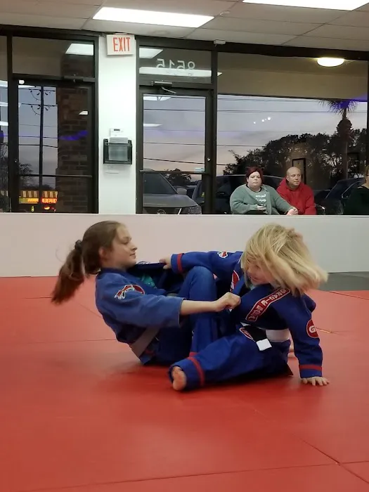 Gracie Barra Trinity - Brazilian Jiu-Jitsu & Self Defense Picture 9