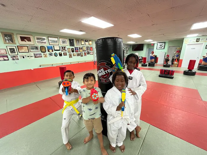 Rod's Martial Arts Hollywood Davie Karate Picture 2