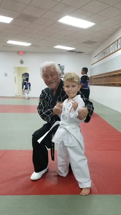 Oh's Tae Kwon DO Center Picture 9