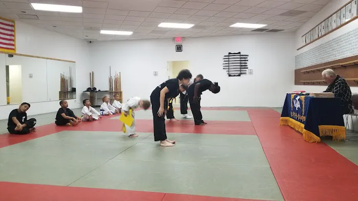 Oh's Tae Kwon DO Center Picture 10