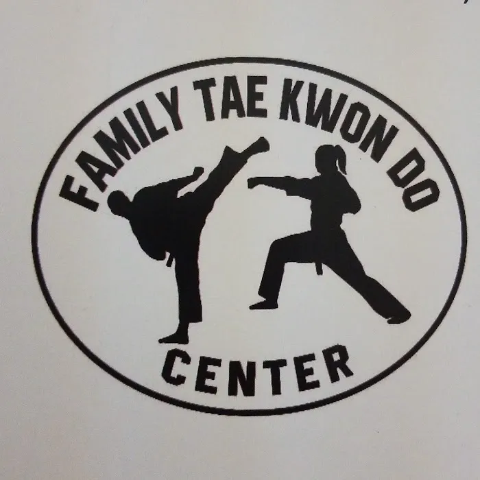 Family Taekwondo Picture 10