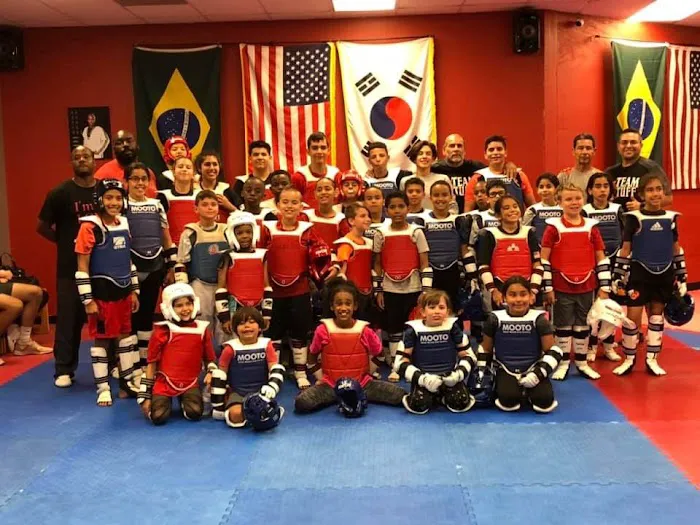 Extraordinary Martial Arts Picture 6