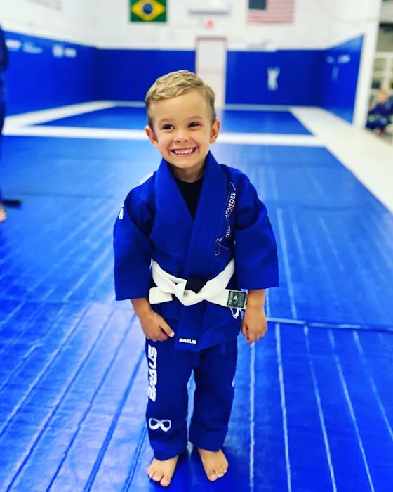 ATHLAS TRAINING TEAM Picture 3