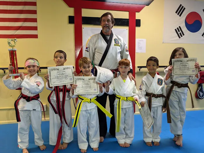 Tri-Star Karate Picture 4