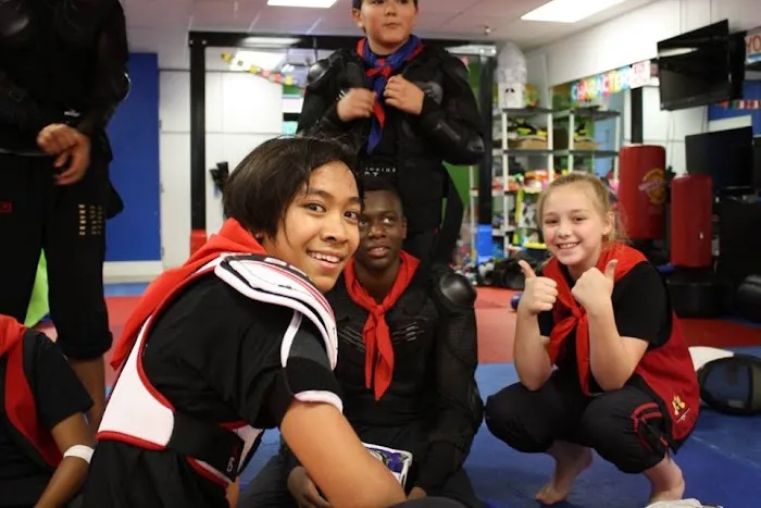 Family knowledge Action Martial Arts Picture 3