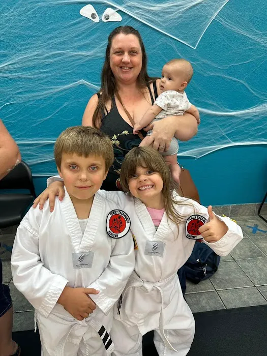 Roseville Academy - Family Taekwondo Picture 8