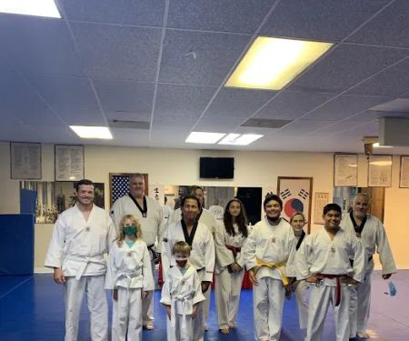 Moon College Taekwondo