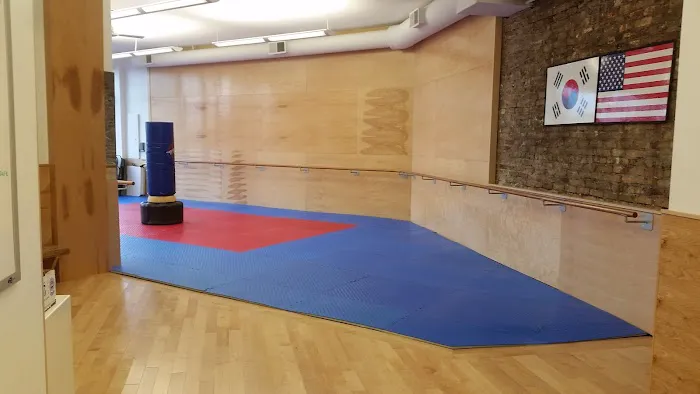 Hyun's Hapkido & Tae Kwon Do Picture 4