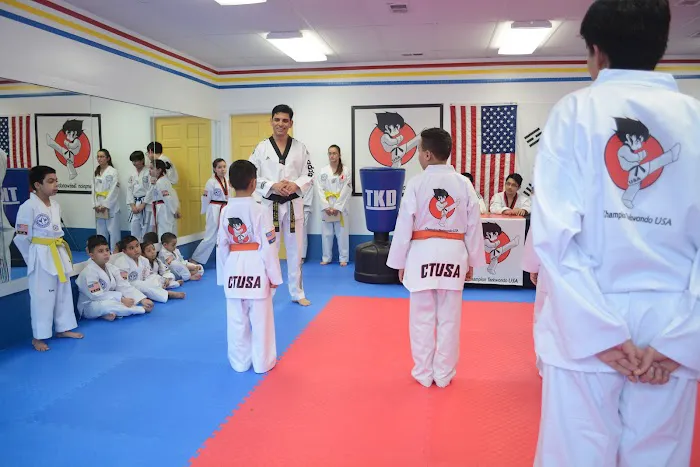 Champion Taekwondo USA Master Mojica Picture 2