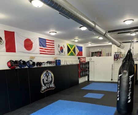 Mac's Gym