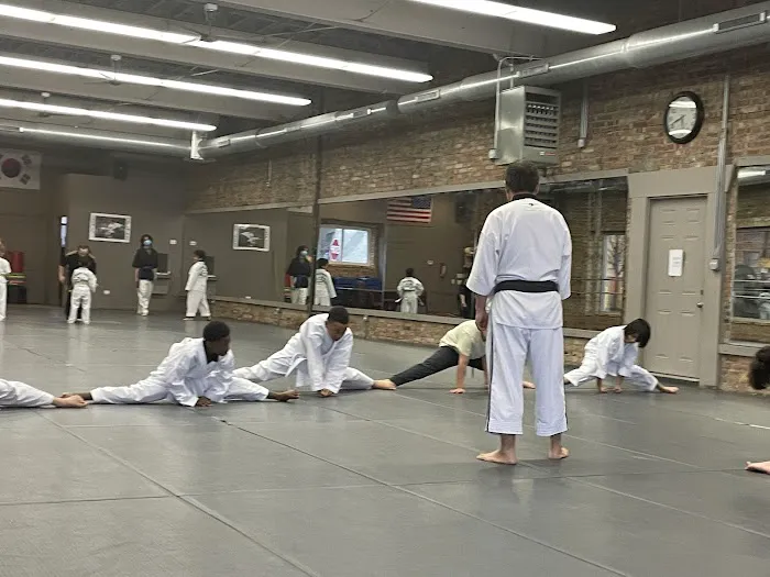 Joon Lee's Taekwondo & Martial Arts School Picture 2