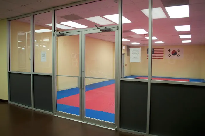 OTAUSA - Taekwondo (Harwood Heights) Picture 1