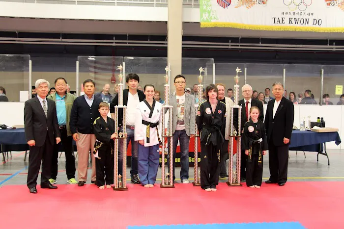 Joon Lee's Taekwondo & Martial Arts School Picture 2