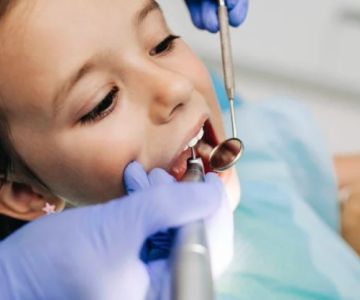 How to Handle Dental Anxiety in Young Patients: Practical Tips for Dentists and Parents