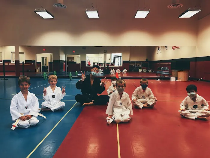 HK Martial Arts / TaeKwonDo Picture 2