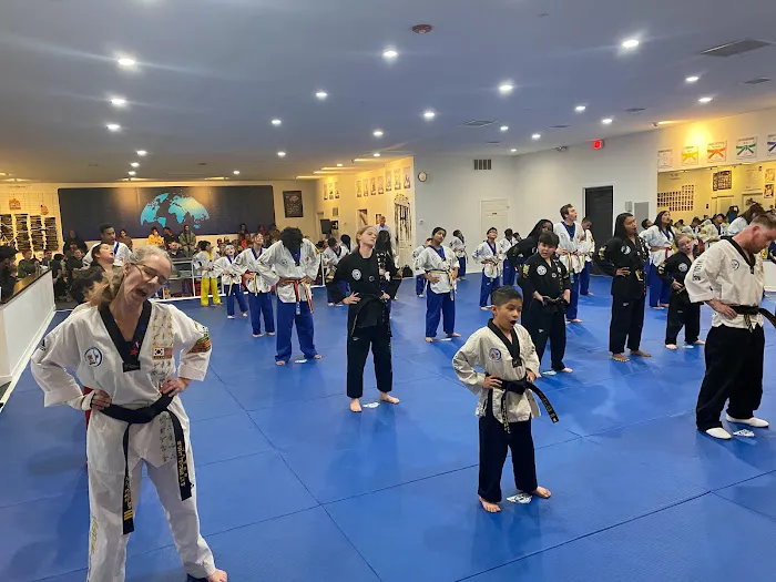 MASTER CHO'S GLOBAL LEADERS TAEKWONDO(OSWEGO MARTIAL ARTS Picture 10