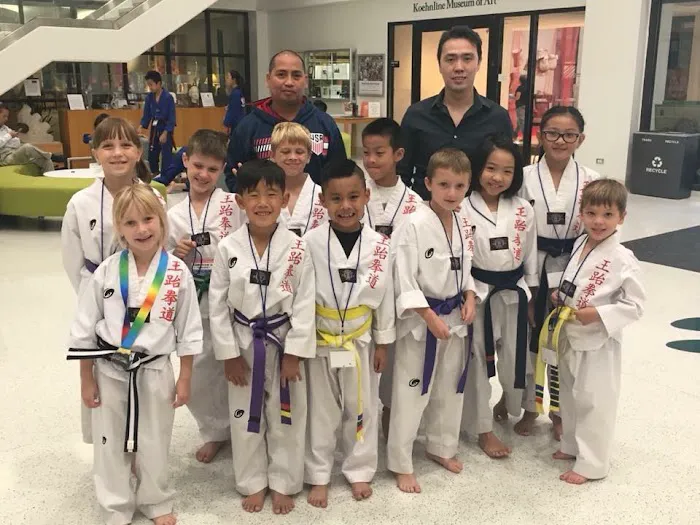 OTAUSA - Taekwondo (Buffalo Grove) Picture 4