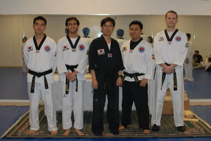 Lee's Tae Kwon Do Picture 9