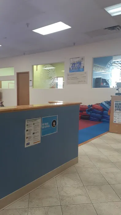 Lee's Martial Arts Academy Picture 4