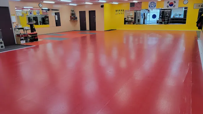 Yun's Academy of Tae Kwon Do Picture 2