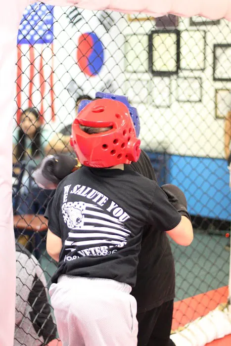 Impacto Beloit Mixed Martial Arts Academy Picture 10