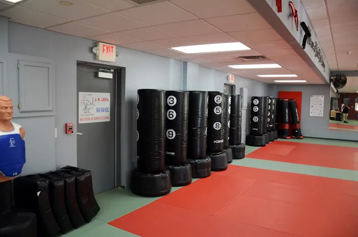 J.K. Lee Black Belt Academy - Fox Point Picture 6