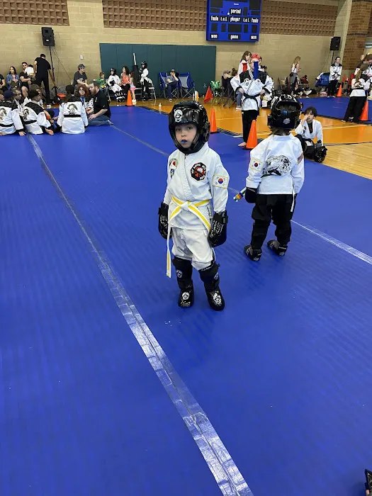 AKF MARTIAL ARTS OF ELGIN Picture 8