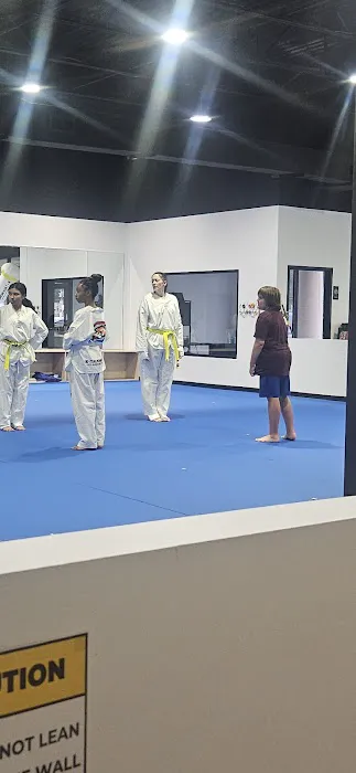 K-Taekwondo U.S Black Belt Center Picture 2