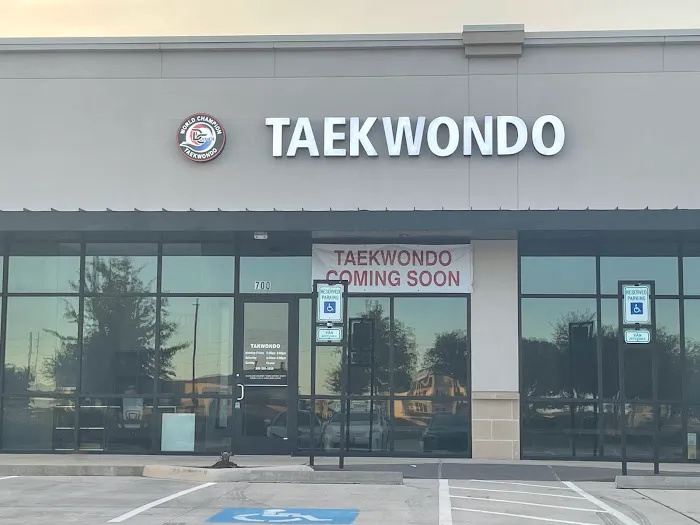 Master D Choi's World Champion Taekwondo Picture 2