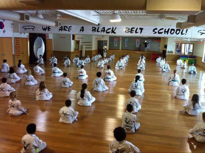 KMA Taekwondo Hapkido (송철 집사님) Picture 8